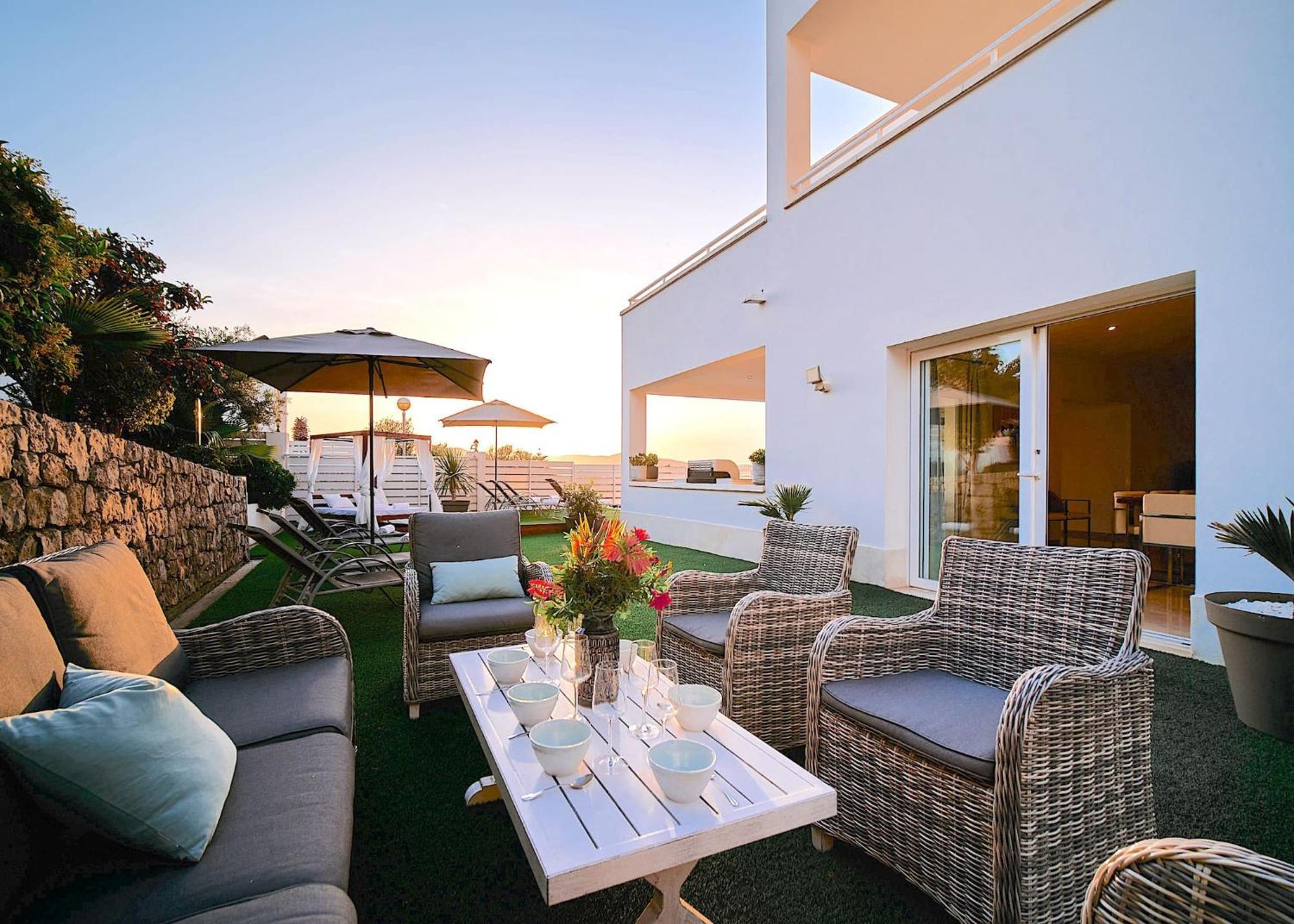 Villa Romeo 2Km From Ibiza Town And 1Km From Talamanca Beach Santa Eularia des Riu Exterior photo